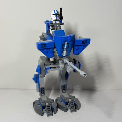 LOT 81: LEGO StarWars Collection