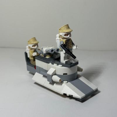 LOT 81: LEGO StarWars Collection