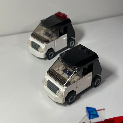 LOT 82B: LEGO Collection