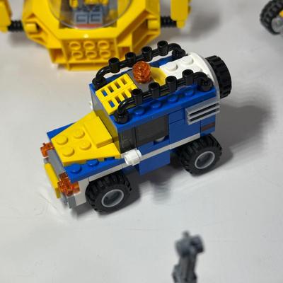 LOT 82B: LEGO Collection