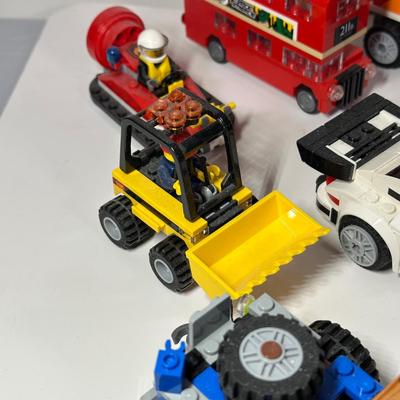LOT 82B: LEGO Collection
