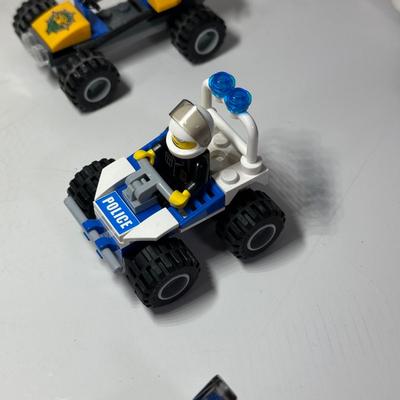 LOT 82B: LEGO Collection