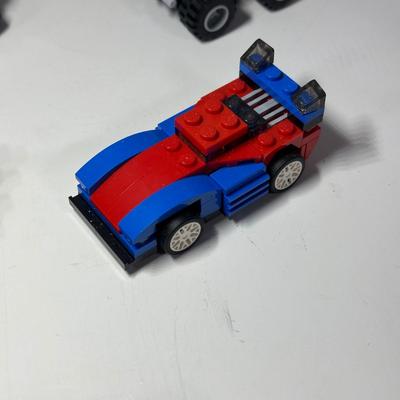 LOT 82B: LEGO Collection