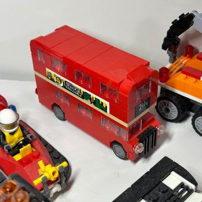 LOT 82B: LEGO Collection