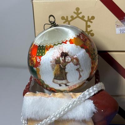 LOT 84B: Vintage Christmas Collection - 7” Ceramic Light Up Tree, Pyramid Ornaments & More!