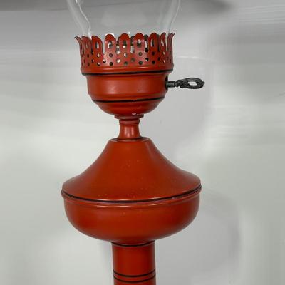 LOT 87B: Vintage Toleware Metal Table Lamp