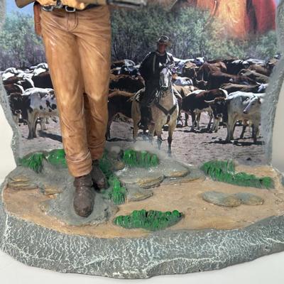 LOT 90B: 2 Sets Of The Bradford Exchange John Wayne Bookends