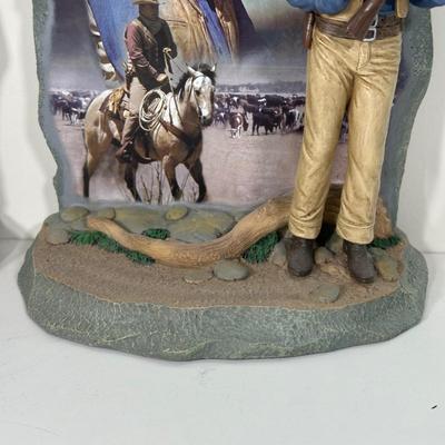 LOT 90B: 2 Sets Of The Bradford Exchange John Wayne Bookends