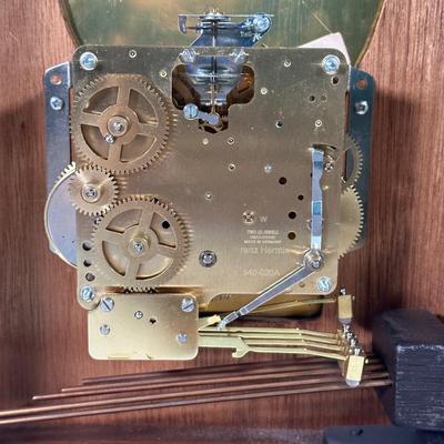 LOT 91B: Vintage Tempus Fugit Mantle Clock