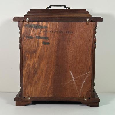 LOT 91B: Vintage Tempus Fugit Mantle Clock