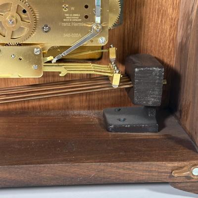 LOT 91B: Vintage Tempus Fugit Mantle Clock