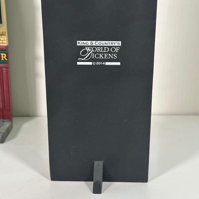 LOT 92B: King & Country’s World Of Dickens Collection