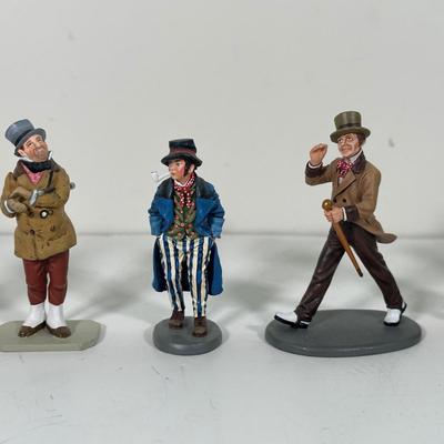 LOT 92B: King & Country’s World Of Dickens Collection