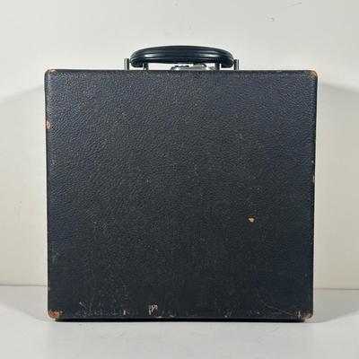 LOT 95B: Antique Royal Typewriter w/ Case