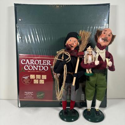 LOT 96B: 2 Byers Choice Carolers & Caroler Condo