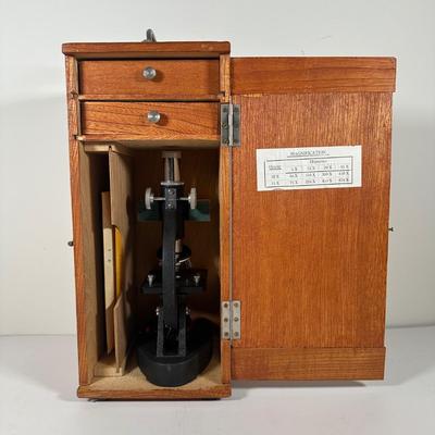 LOT 101B: Vintage Microscope w/ Box