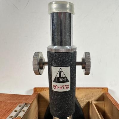 LOT 101B: Vintage Microscope w/ Box
