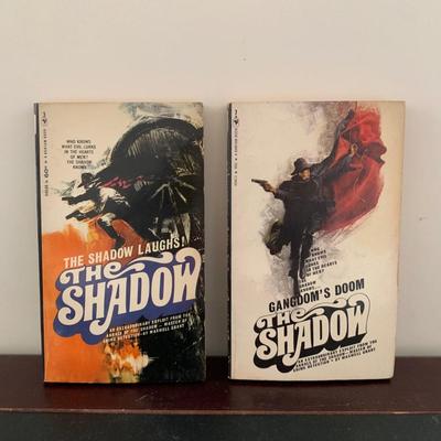 LOT 105 L: "The Shadow: Master Of Darkness" by Maxwell Grant Collection: Novels, Graphic Novels, CD's, Comics & More