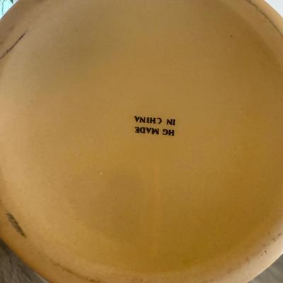 LOT 110L: Charles Dickens A Christmas Carol Coins, Postcards & Dickens Inn Souvenir Mugs