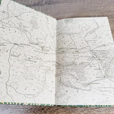 LOT 113L: 2004 Folio Society The Lord of the Rings by J. R. R. Tolkien Trilogy Book Set