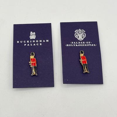 LOT 121J: British Memorabilia - Keychains, Pins, & More!