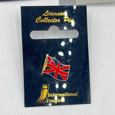 LOT 121J: British Memorabilia - Keychains, Pins, & More!