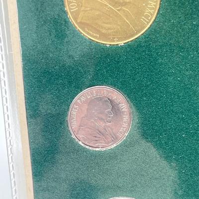 LOT 125J: Vatican Collectible Coins