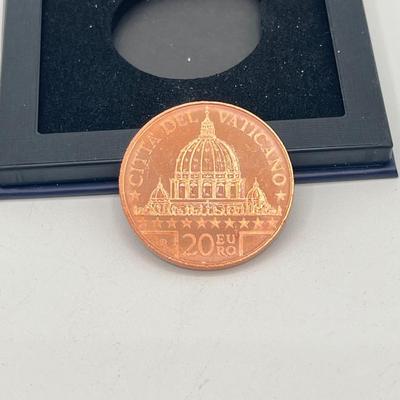 LOT 125J: Vatican Collectible Coins