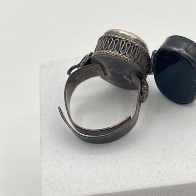 LOT 129J: Vintage Sterling Adjustable Poison Ring