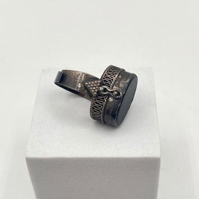 LOT 129J: Vintage Sterling Adjustable Poison Ring
