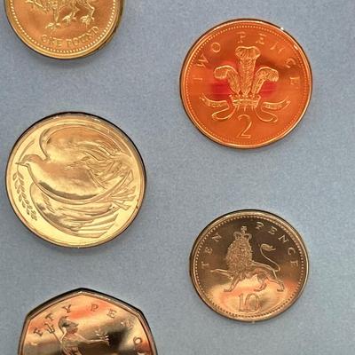 LOT 141J: Uncirculated United Kingdom Coins - 1994, 1995, 1996
