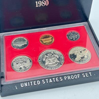 LOT 148J: United States Mint Proof & Uncirculated Coin Sets