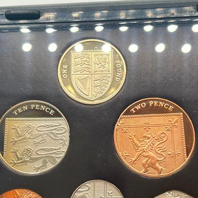 LOT 151J: United Kingdom Coins - The Royal Mint Case