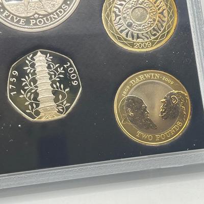 LOT 151J: United Kingdom Coins - The Royal Mint Case