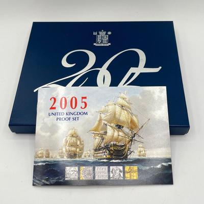LOT 153J: 2005 United Kingdom Proof Coin Set