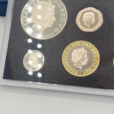 LOT 153J: 2005 United Kingdom Proof Coin Set