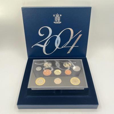 LOT 154J: 2004 United Kingdom Proof Coin Set