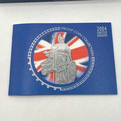 LOT 154J: 2004 United Kingdom Proof Coin Set