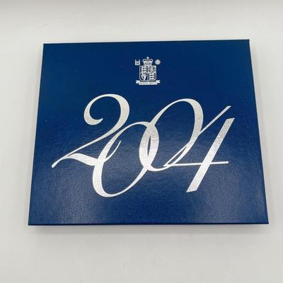 LOT 154J: 2004 United Kingdom Proof Coin Set