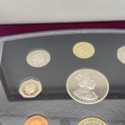 LOT 155J: 2002 United Kingdom Proof Coin Collection