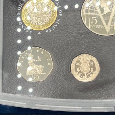 LOT 156J: 2001 United Kingdom Proof Coin Set