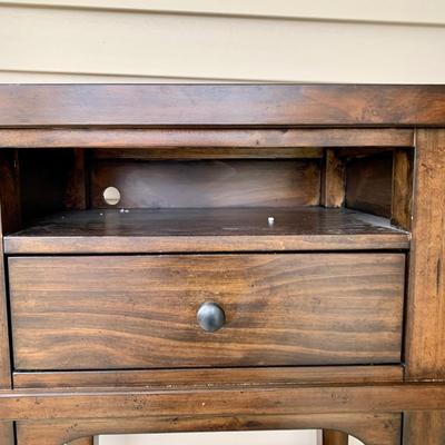 LOT 161 G: Aspen Skies Stand Alone Laptop Desk & Wooden Coat Rack