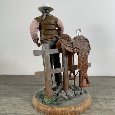 LOT 164B: John Wayne Bradford Exchange - An American Hero Illuminated Statement Edition A0574, American Legend 1st Issue A7344, Silver...