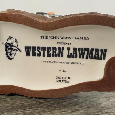 LOT 167L: John Wayne Porcelain Statues - The Franklin Mint "The Duke", "Western Lawman" and Bradford Exchange Trails...