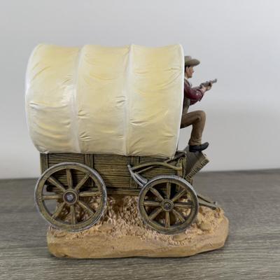 LOT 168L: Bradford Exchange John Wayne - 2009 America's Lawman A0048, 2011 Edwin M Knowles A Legend Stands Tall A0812 & 2012...