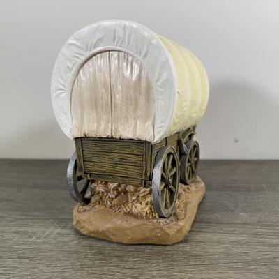 LOT 168L: Bradford Exchange John Wayne - 2009 America's Lawman A0048, 2011 Edwin M Knowles A Legend Stands Tall A0812 & 2012...