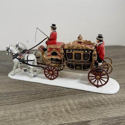 LOT 171K: 2000 Department 56 "The Queen's Parliamentary Coach" Limited Edition Porcelain Figure