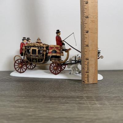 LOT 171K: 2000 Department 56 "The Queen's Parliamentary Coach" Limited Edition Porcelain Figure