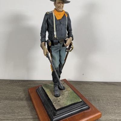 LOT 172L: Collector's Showcase John Wayne Statue #25/500 & Framed Sheriff Shadowbox