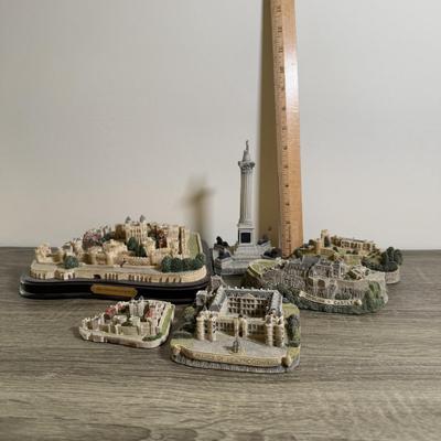 LOT 174L: Fraser Creations Miniature Buildings